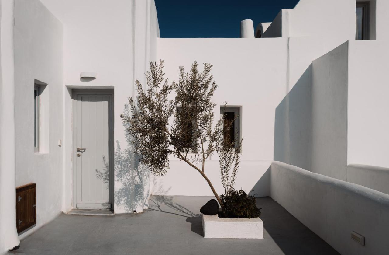 Bianco Diverso Suites Imerovigli  Esterno foto