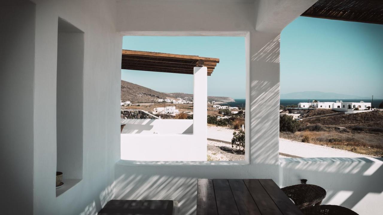 Bianco Diverso Suites Imerovigli  Esterno foto