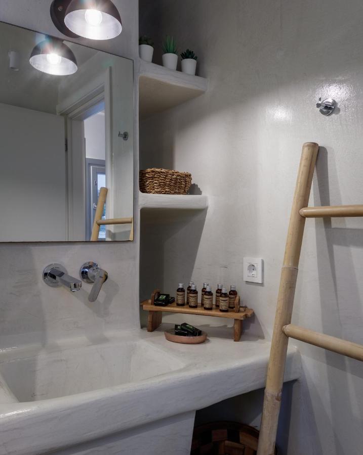Bianco Diverso Suites Imerovigli  Esterno foto