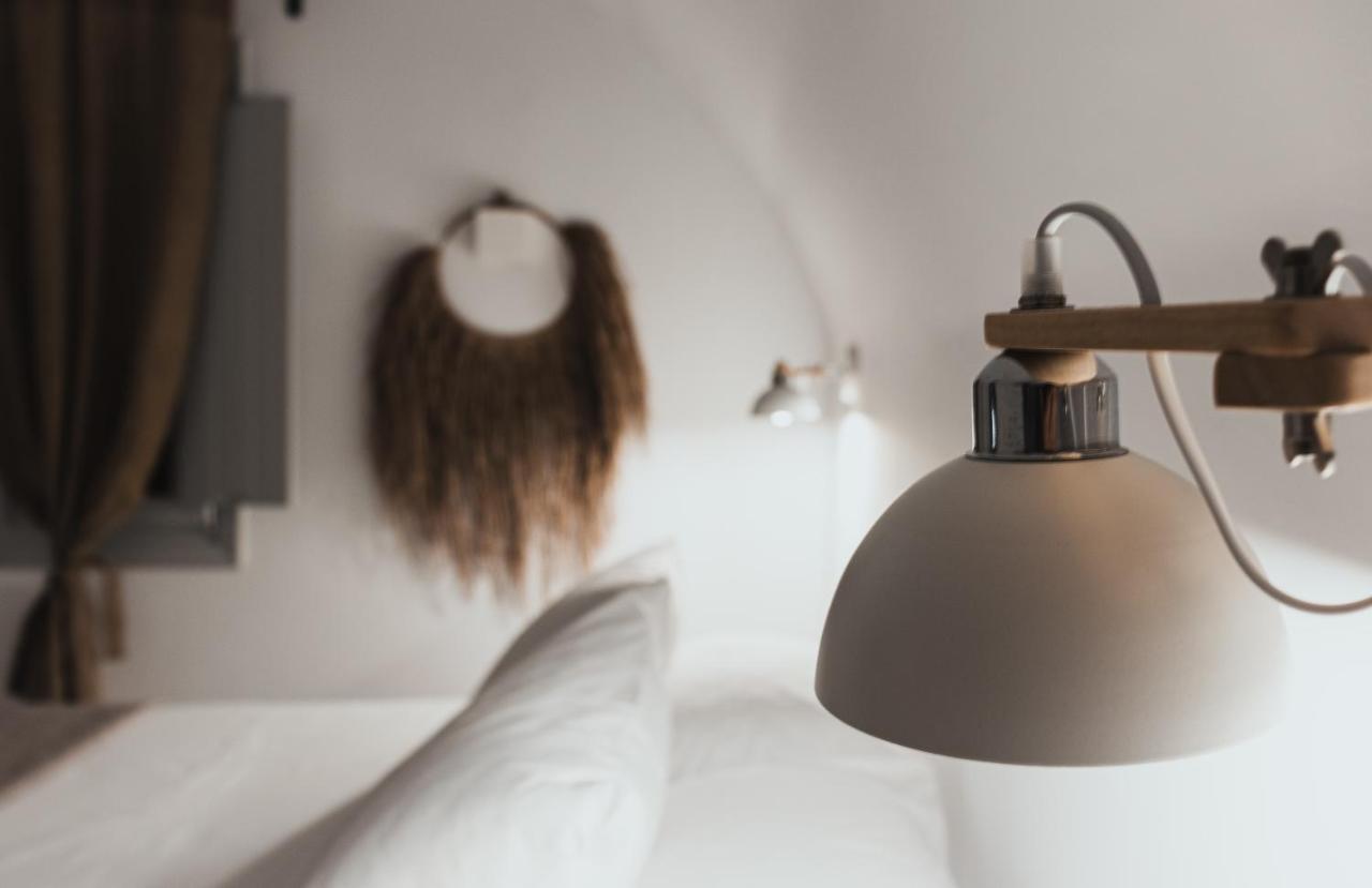 Bianco Diverso Suites Imerovigli  Esterno foto