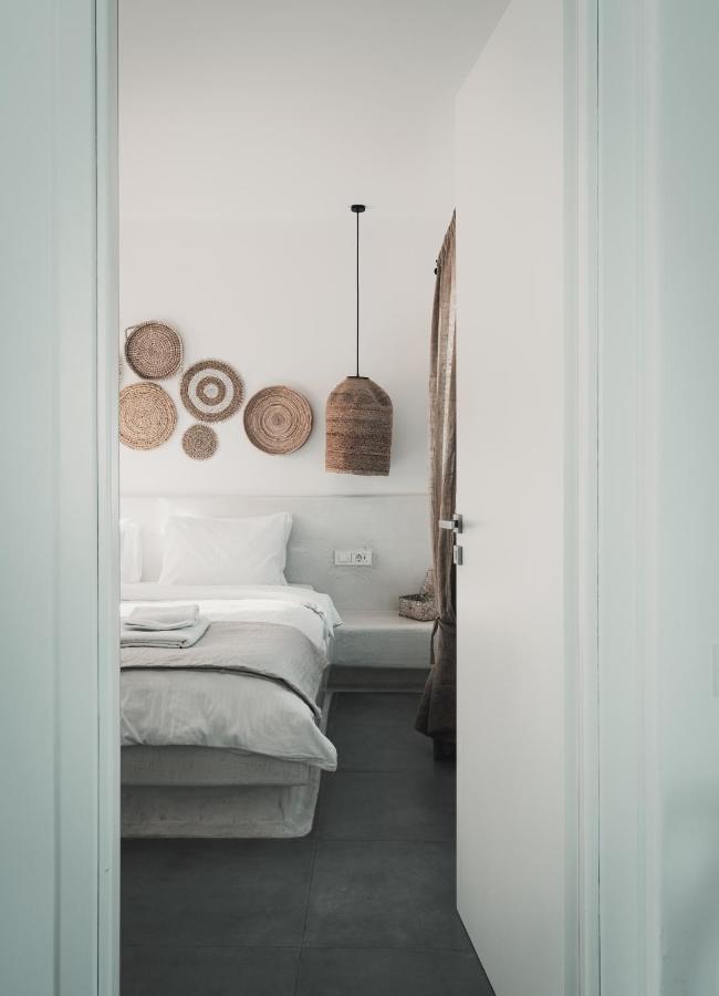 Bianco Diverso Suites Imerovigli  Esterno foto