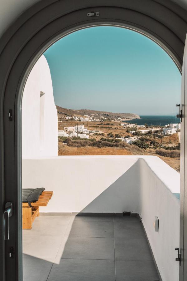 Bianco Diverso Suites Imerovigli  Esterno foto