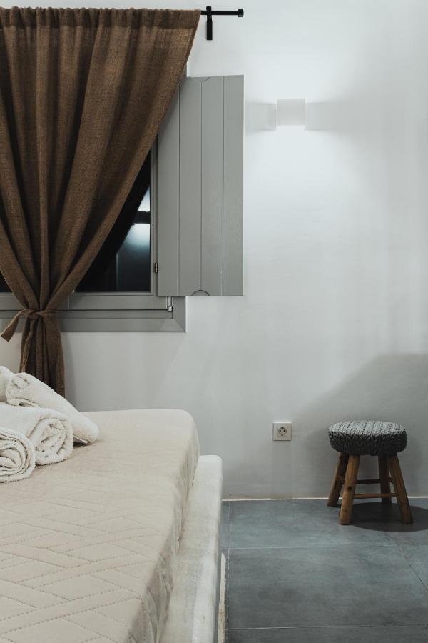 Bianco Diverso Suites Imerovigli  Esterno foto